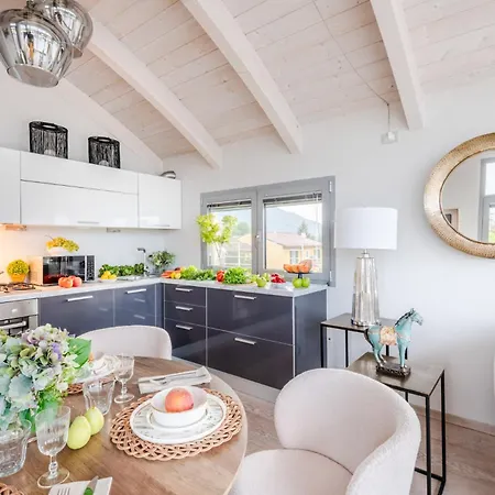 Luce Terrace Panoramic Loft With Elevator, Park In Apartament