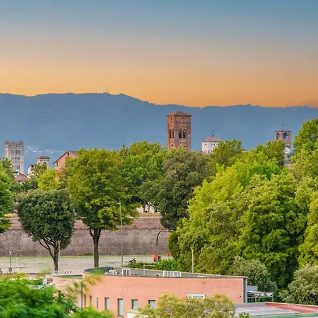 Luce Terrace Panoramic Loft With Elevator, Park In Apartament