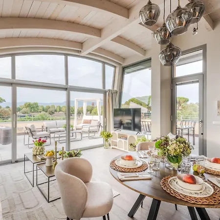 Apartmán Luce Terrace Panoramic Loft With Elevator, Park In Lucca