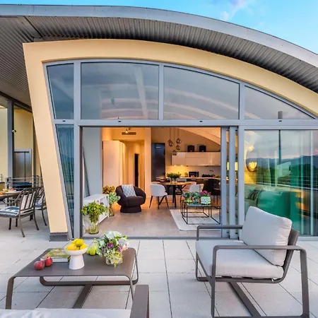 Luce Terrace Panoramic Loft With Elevator, Park In Lucca