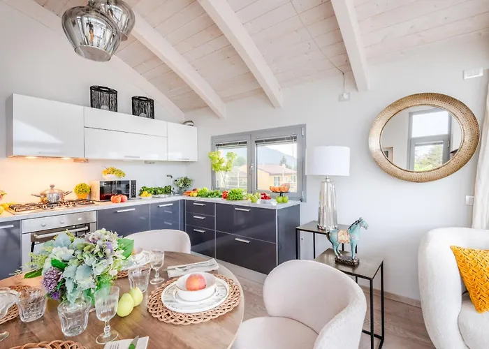 Luce Terrace Panoramic Loft With Elevator, Park In アパート